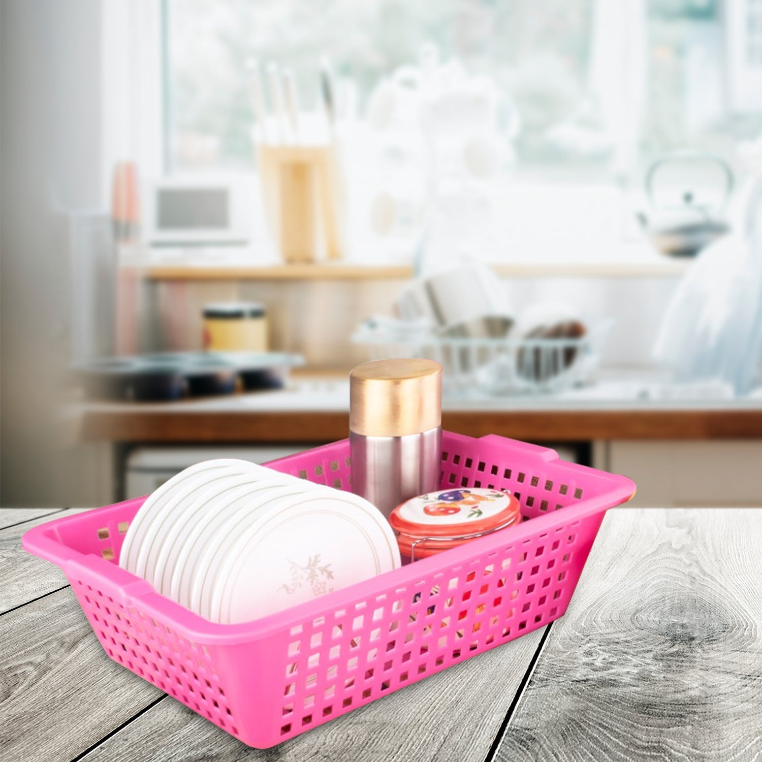 Medium size plastic cane fruit basket, close-up Medium size plastic cane fruit basket, close-up